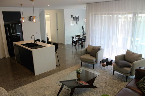 Escape On Birch - Hotel Gold Coast 28
