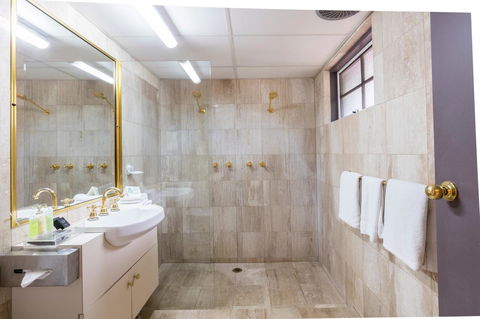 Eltham Gateway Hotel & Conference Centre - Hotel Gold Coast 36