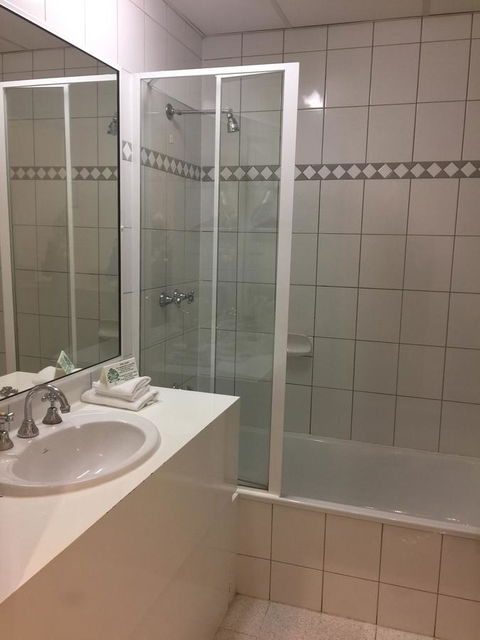 Eltham Gateway Hotel & Conference Centre - Hotel Gold Coast 41