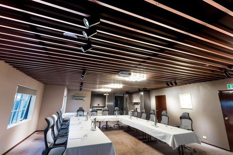 Eltham Gateway Hotel & Conference Centre - Hotel Gold Coast 11