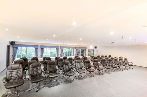Eltham Gateway Hotel & Conference Centre - Hotel Gold Coast 18