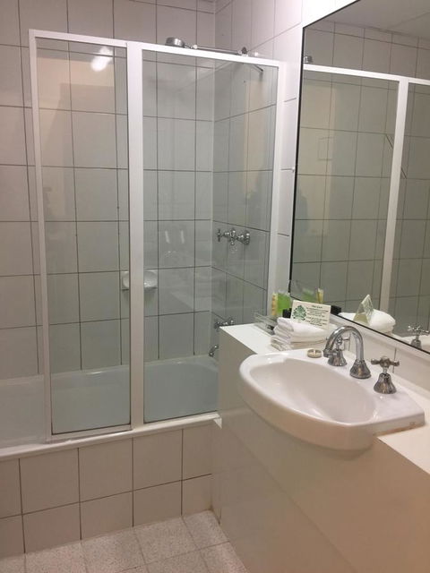 Eltham Gateway Hotel & Conference Centre - Hotel Gold Coast 24