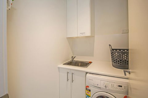 C-Scape Esplanade Cowes - Hotel Gold Coast 18