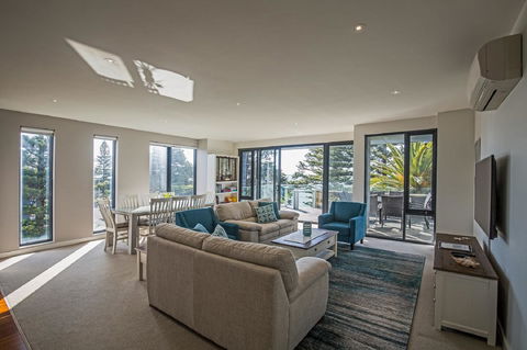 C-Scape Esplanade Cowes - Hotel Gold Coast 0