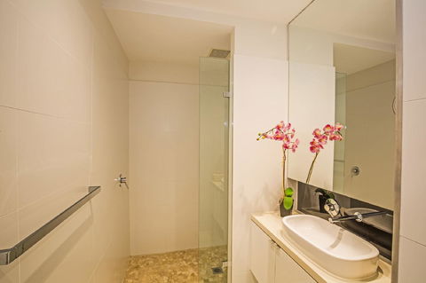 C-Scape Esplanade Cowes - Hotel Gold Coast 14