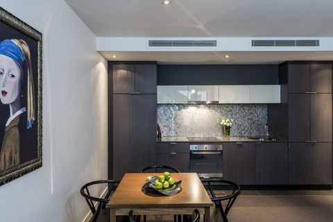 Apartments @ 133 City - Hotel Gold Coast 19