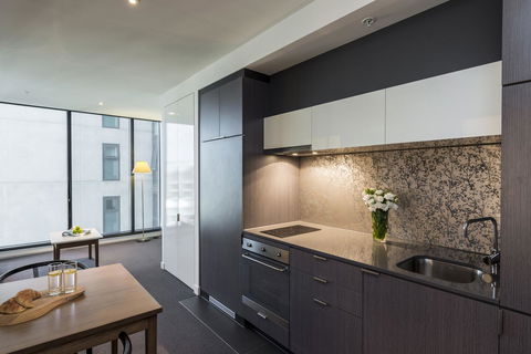 Apartments @ 133 City - Hotel Gold Coast 10