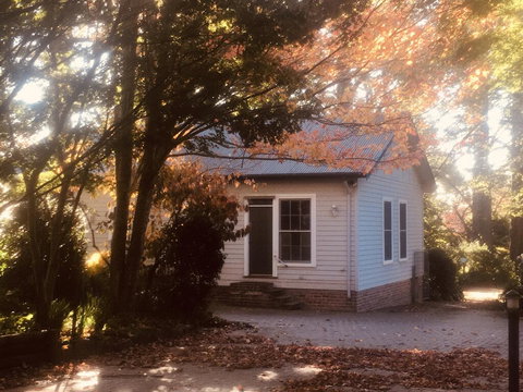 The Bundanoon Guest House - Hotel Gold Coast 2