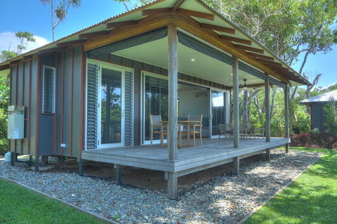 The Bungalows - Hotel Gold Coast 2
