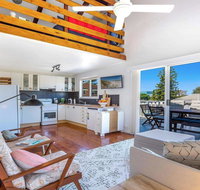 The Chalet at Callala Beach - beach house character - Hotel Gold Coast