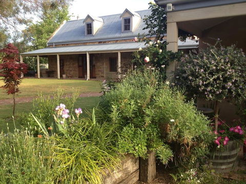 The Coach House On River And Park - Hotel Gold Coast 0