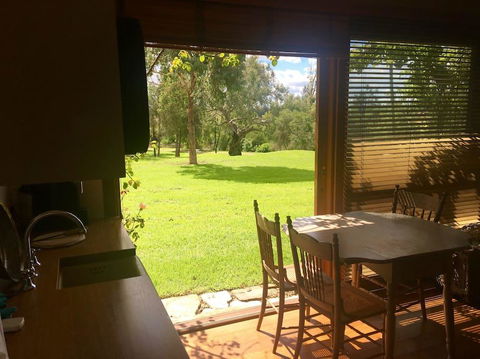 The Coach House On River And Park - Hotel Gold Coast 1