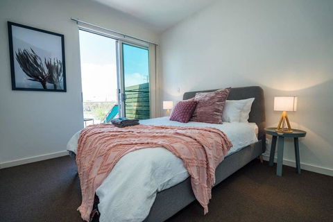 The Cove @ New Port-Pool - Spa - Sauna - Gym & More - Hotel Gold Coast 2