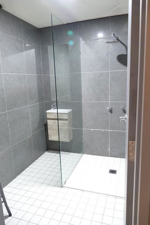 The Crown & Anchor Hotel - Hotel Gold Coast 1