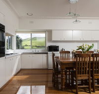 The Farm House - Hotel Gold Coast