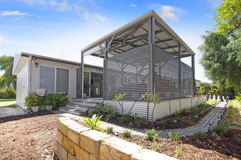 The Jetty - Hotel Gold Coast 0