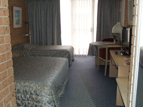 The John Hunter Motel - Hotel Gold Coast 2