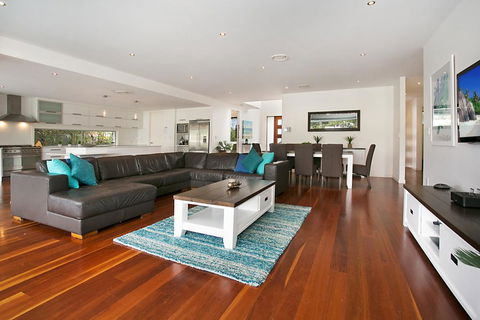 The Lotus - Hotel Gold Coast 2