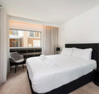 The Nest - Smart Suite on Newcastle St with Rooftop Views - Hotel Gold Coast
