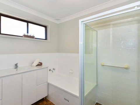 The Noraville House - Large Family Home - Hotel Gold Coast 1