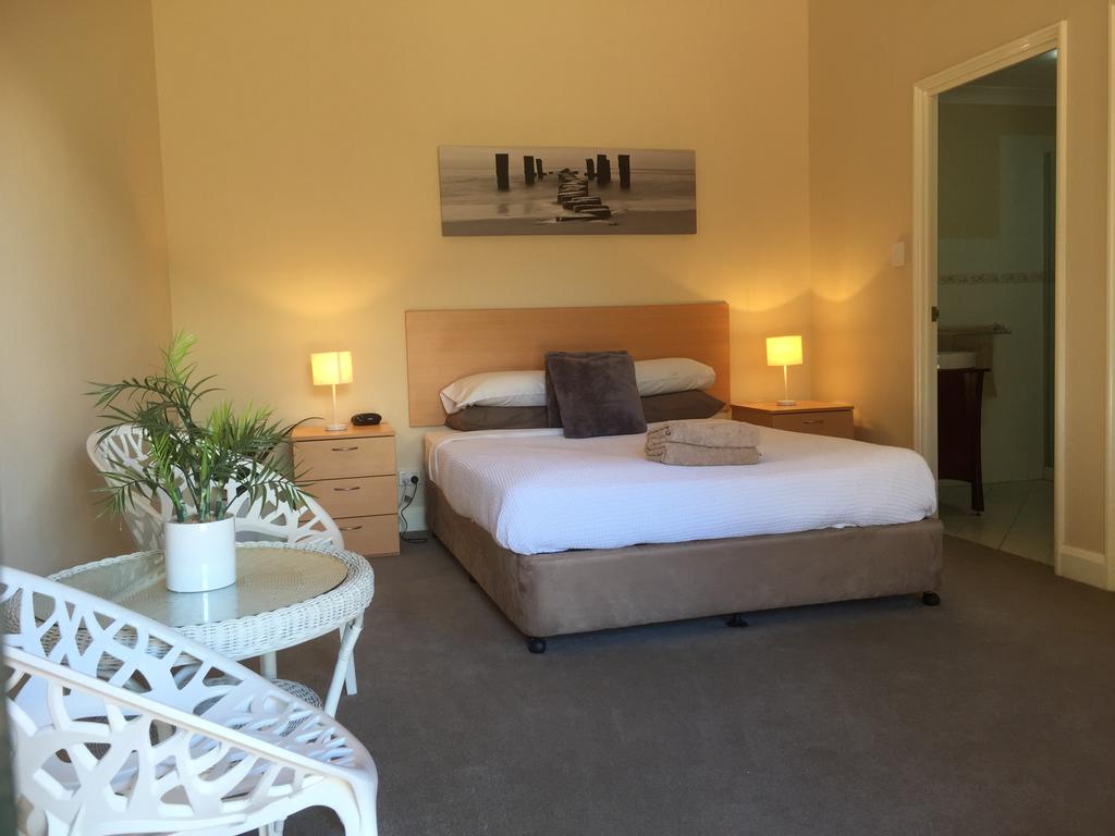 Gwambygine WA Hotel Gold Coast