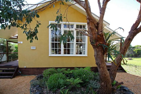 The Old School House - Hotel Gold Coast 2