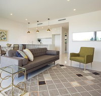 The Princess Bride - Executive 3BR Bulimba Apartment with Balcony in Central Location - Hotel Gold Coast