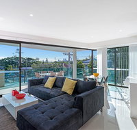 The Princess of Bulimba - Executive 3BR Bulimba Apartment with Large Balcony Next to Oxford St - Hotel Gold Coast