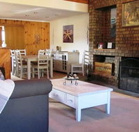 The Retreat on Matthew - Hotel Gold Coast