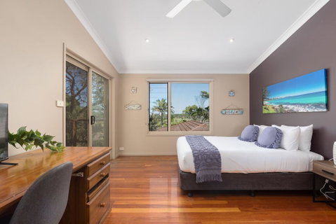 The Richmond Beach Villa - Hotel Gold Coast 1