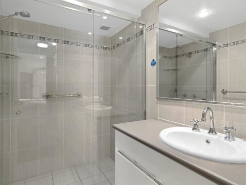 The Rocks Resort, Unit 4i - Hotel Gold Coast 2