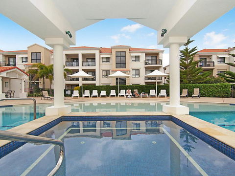 The Sands 2/20 Pacific Parade Opposite Beach Plus Air - Hotel Gold Coast 0