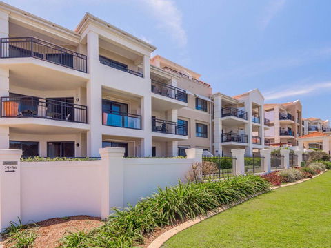 The Sands Unit 28 - Straight Across The Road From The Beach - Hotel Gold Coast 1