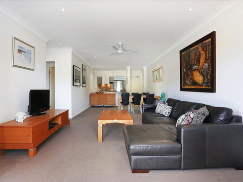 The Sands Unit 3 At 20 Pacific Parade Yamba Ocean View - Hotel Gold Coast 2