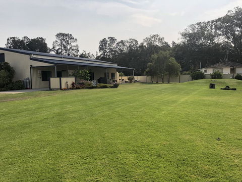 The Shouse - Hotel Gold Coast 0
