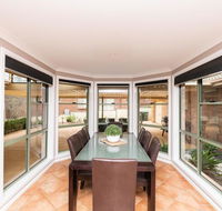 The Tinnock Entertainer Large  Comfy  Wifi - Hotel Gold Coast