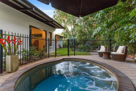 The Tropical Sanctuary - Hotel Gold Coast 0