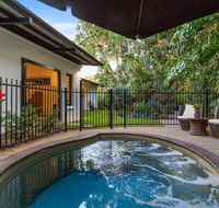The Tropical Sanctuary - Hotel Gold Coast