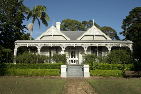 The Villa - Hotel Gold Coast 2