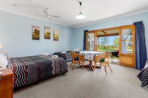 The Vineyard Motel - Hotel Gold Coast 3