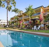 The York Beachfront Holiday Apartments - Hotel Gold Coast