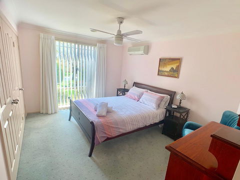 Tidy Home In A Leafy Suburb, Great Location - Hotel Gold Coast 3