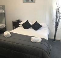 Tin Can Bay Budget Accommodation - Hotel Gold Coast
