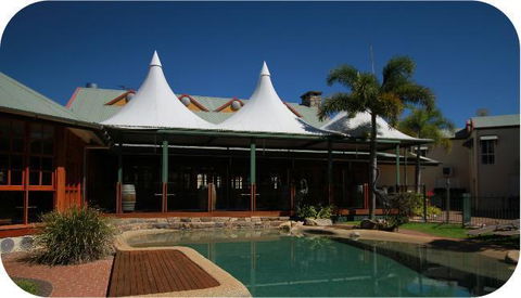 Tinaroo Lake Resort - Hotel Gold Coast 1