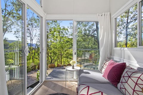 Tiny St Albans - Hotel Gold Coast 3