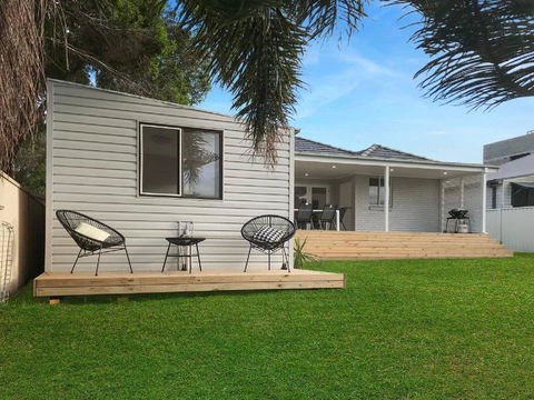Toukley Waterfront Oasis - Hotel Gold Coast 2