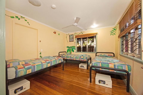 Travellers Oasis - Hotel Gold Coast 3