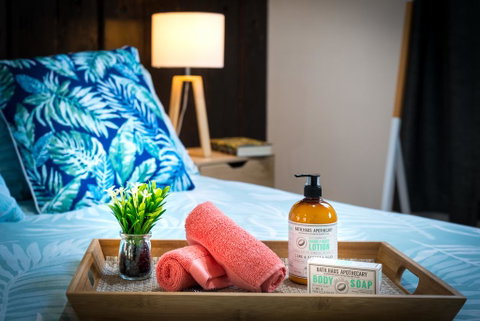 Tropic Studio, A Unique Hidden Gem! - Hotel Gold Coast 0