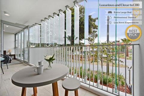 Ultra Modern, Luxurious Apartment In Tranquil Sydney - Hotel Gold Coast 2