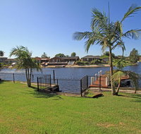 Unbeatable Waterfront Location - Hotel Gold Coast